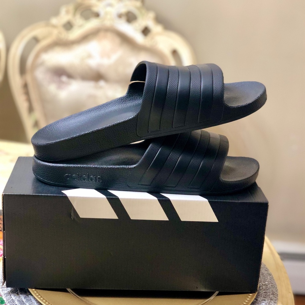 Adidas Adilette Aqua slides Black size 12